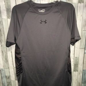 🔥Sale🔥 Men’s Under Armour tee shirt Sz M